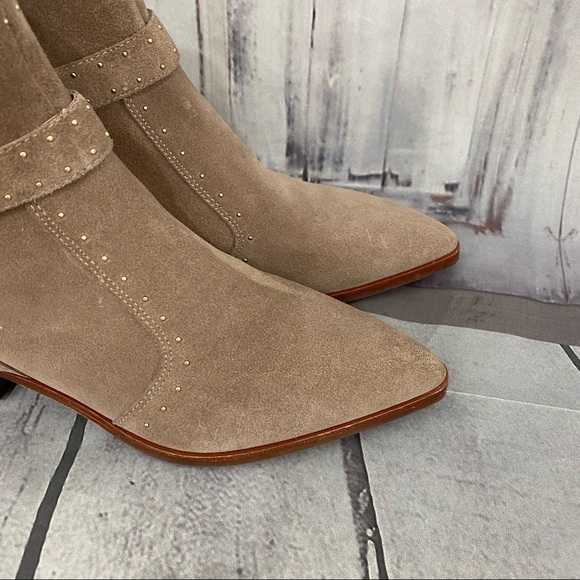 Antonio Melani Size 6M Beige Linadee Suede Leather Studded Block Heel Booties - Picture 6 of 15